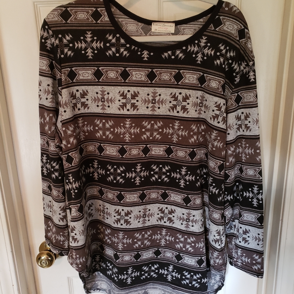 NWOT Plus Size 2X Bobbie Brooks Geometric Long Sleeve Top Black n Gray